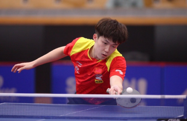 员在场上显 员在场上显