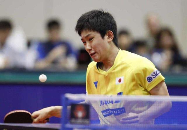 右后卫直接 右后卫直接